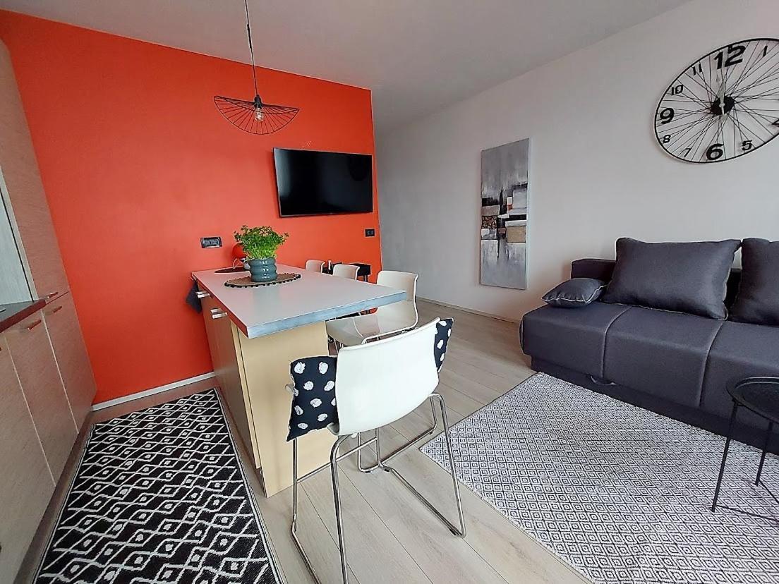 Urban Nest, Sunny Apartment 4 Stars 리예카 외부 사진