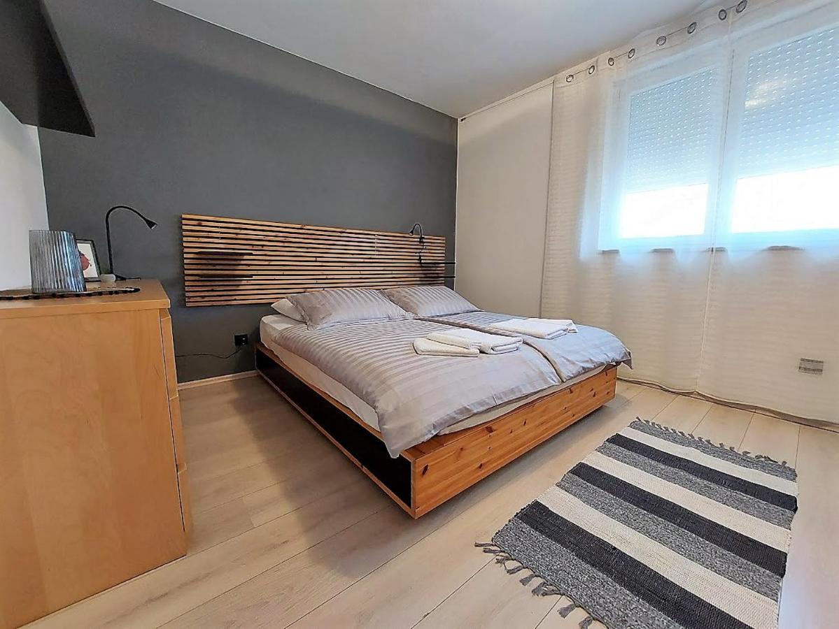 Urban Nest, Sunny Apartment 4 Stars 리예카 외부 사진